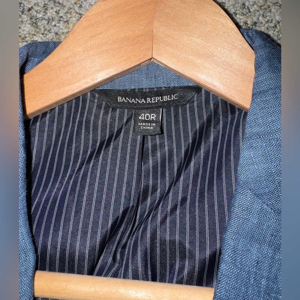 Banana Republic Suit